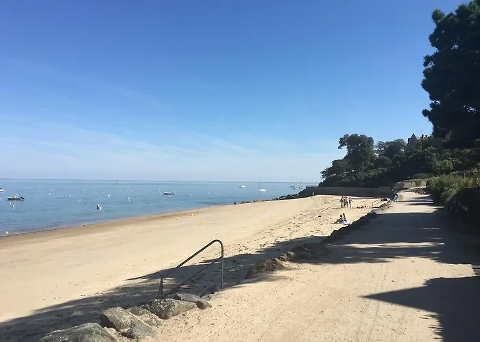 The Corner Alojamento de Acomodação e Pequeno-almoço 4*