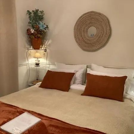 Bed & Breakfast The Corner 3*