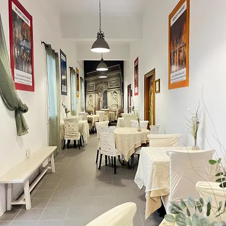 The Corner Couette-café 4*