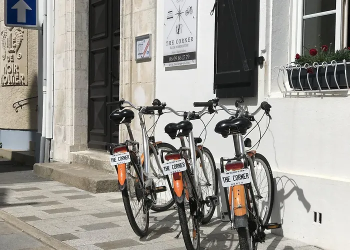 The Corner Couette-café 4*